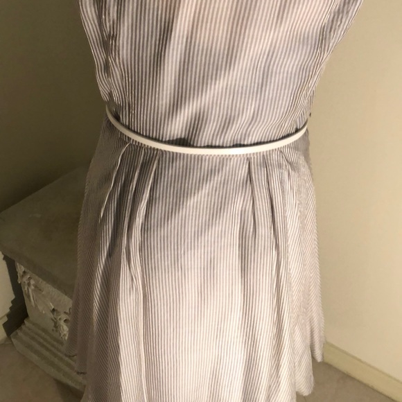 Pinstriped dress - Picture 5 of 6